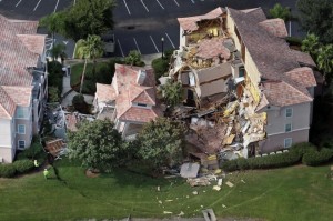 The building that collapsed into the FLorida sinkhole.